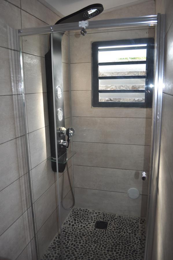 Apartamento Ti Joli Caz En Bois Saint-Gilles-les Hauts Exterior foto